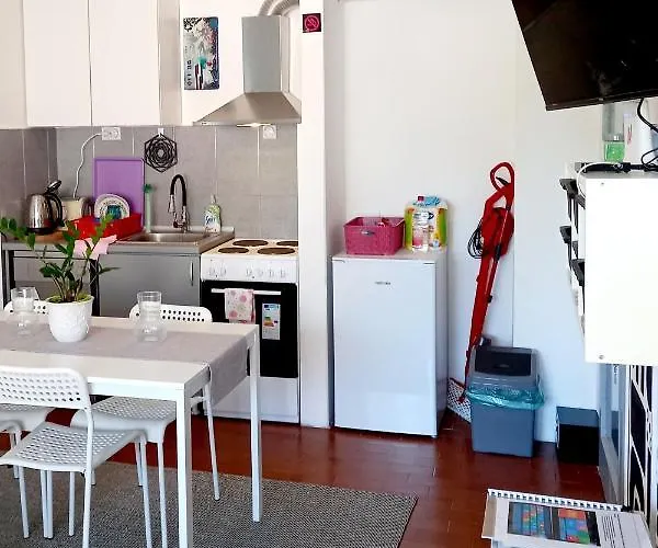 Mist8 アパート ソコバニャ